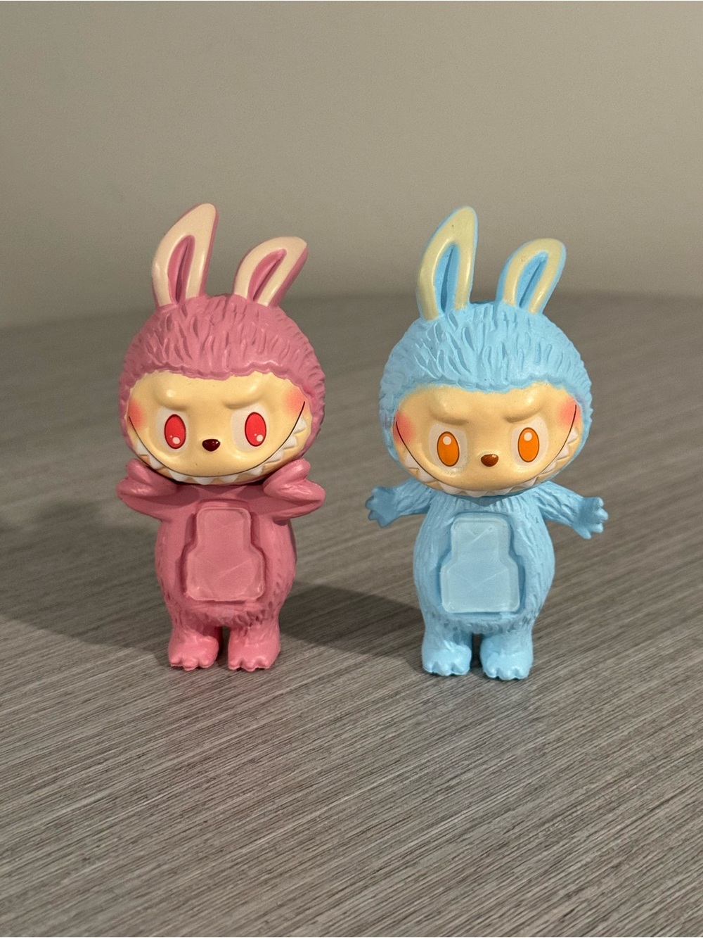 Monsters Labubu “Hippers”